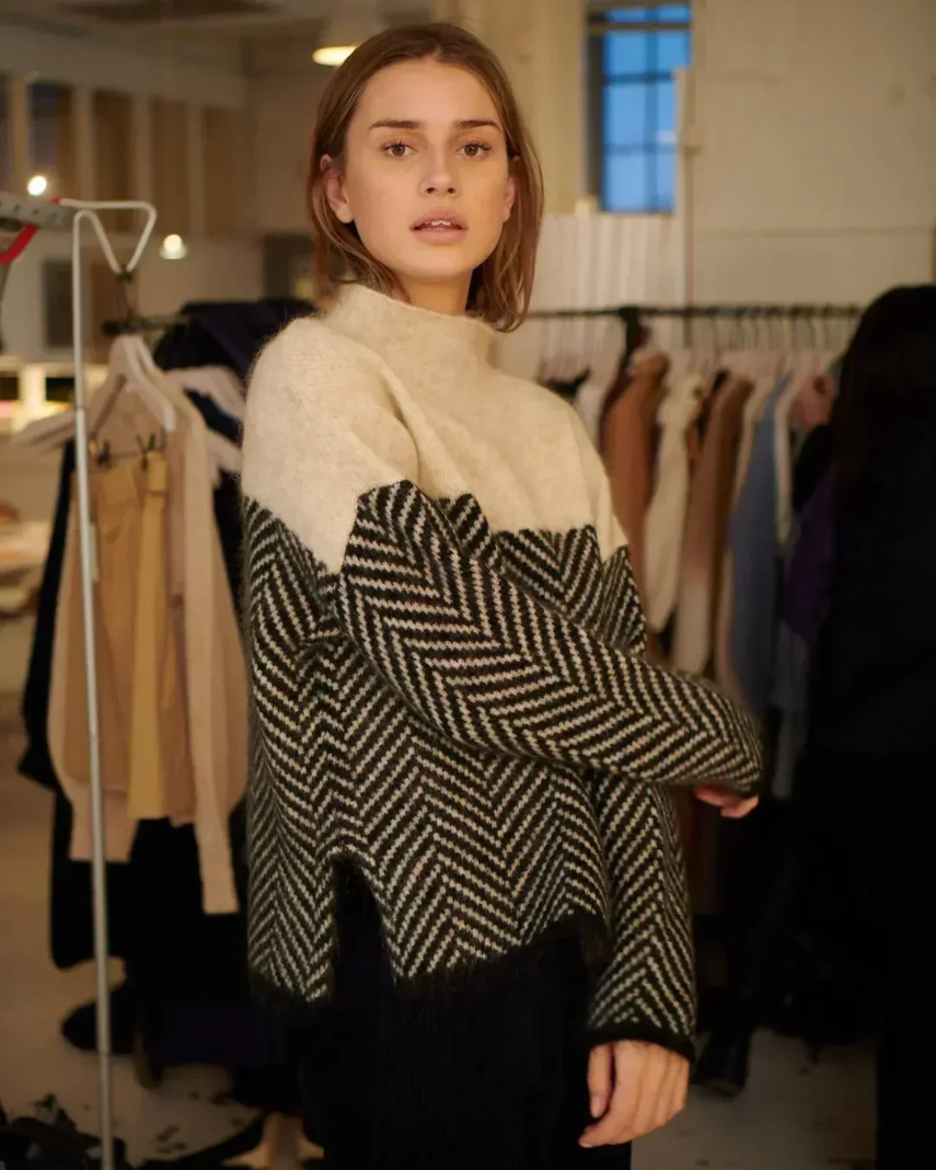 Herringbone Knit Sweater — Stand-Up Collar Relaxed Fit 5