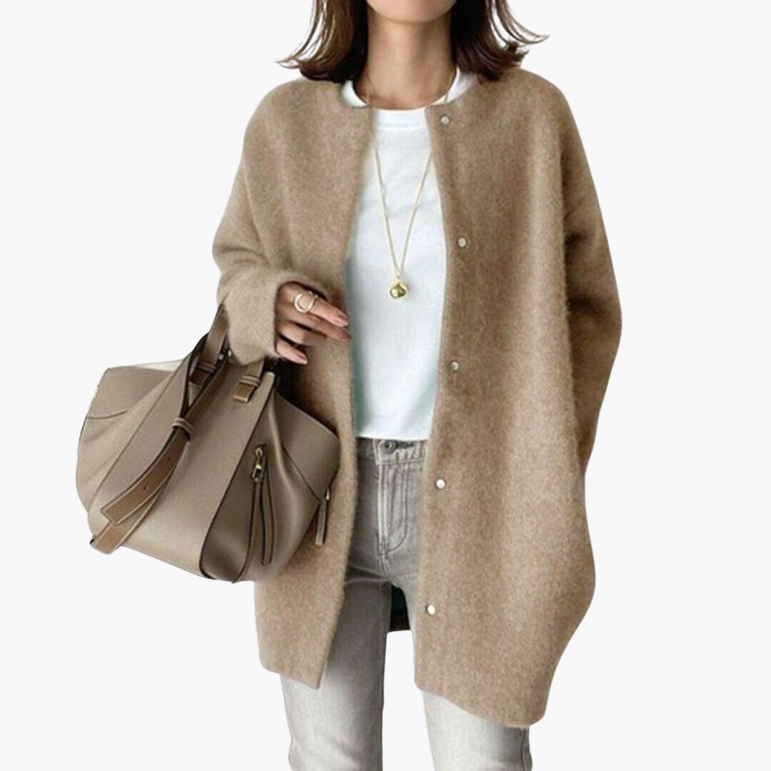 Clara Luxury Winter Coat — Shawl Collar & Sculpted Fit 1