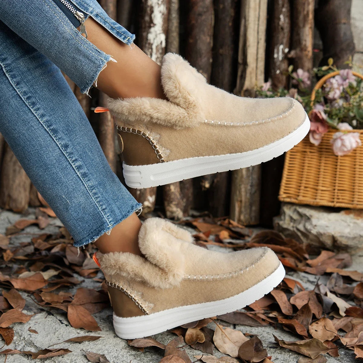 Faux Fur Collar Ankle Boots — Chunky Platform Moc Toe 7