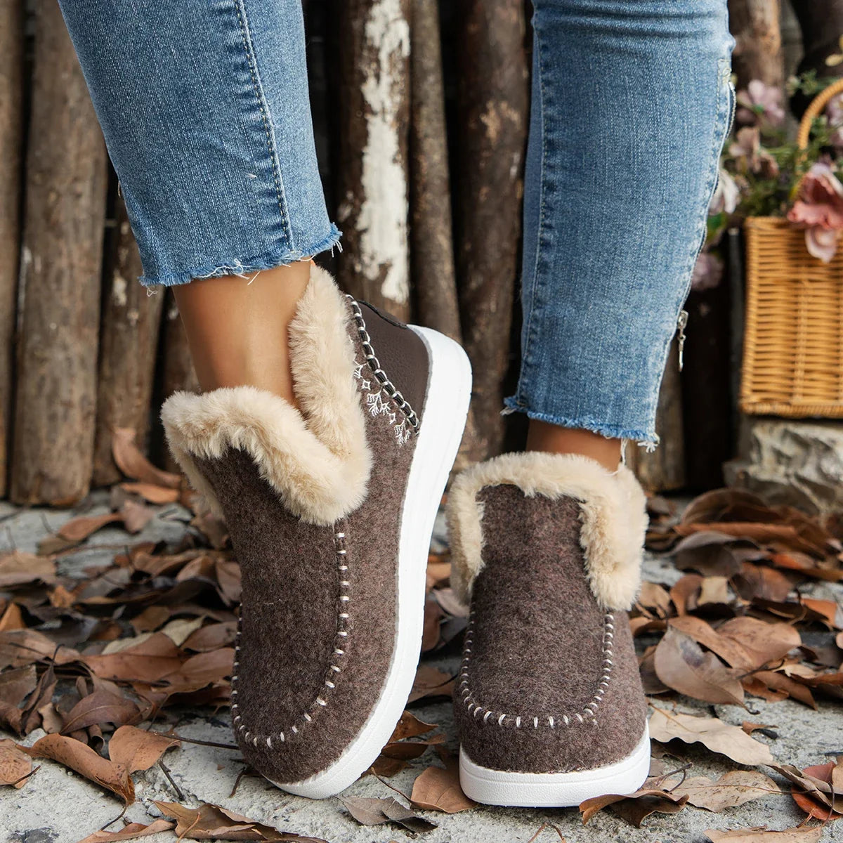 Faux Fur Collar Ankle Boots — Chunky Platform Moc Toe 5