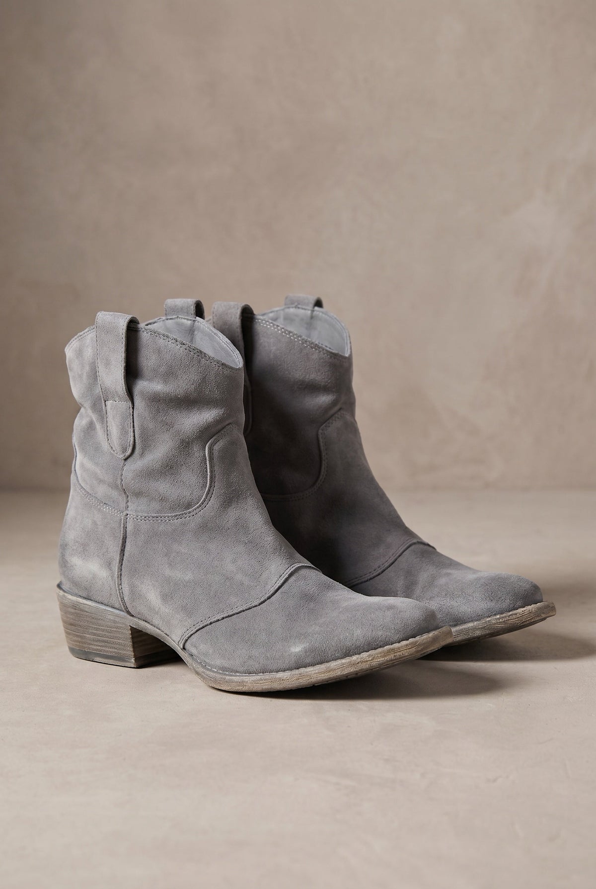 Virexa Western Ankle Boots — Vintage Modern Style for Women 8
