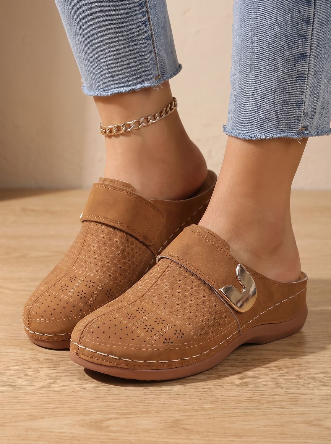 Women's Orthopedic Velcro Slip-On Mule Clogs — Cushioned Sole 3